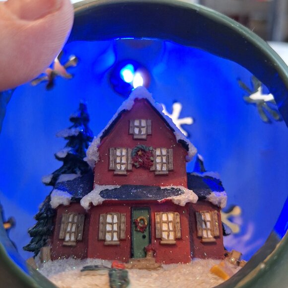 Crazy Mountain Color Changing Table Top Lighted Christmas Ornament Village House - Picture 6 of 13